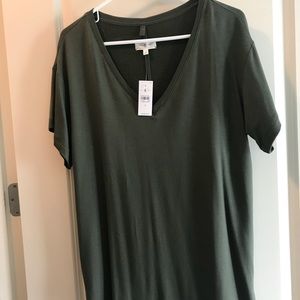 The Loft, Lou & Grey, Olive green, V-Neck Shirt